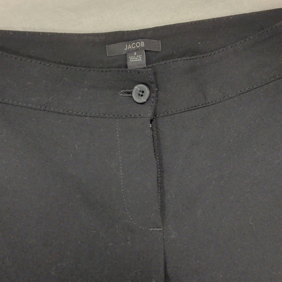 Cuffed Bermuda shorts - Picture 3 of 4